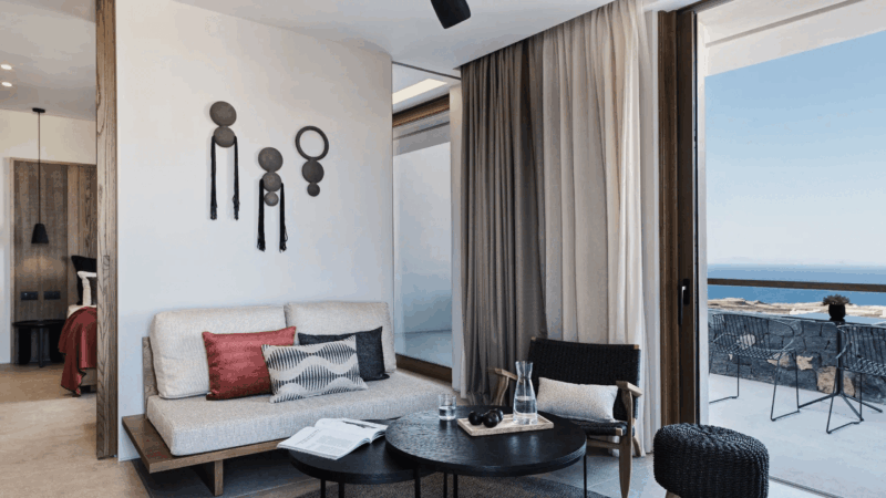 Lava Suite Sea View with Hot Tub